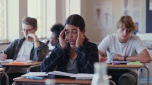 Hoogbegaafdheid en bore-out of burn-out bij leerling die overbelast raakt in de klas